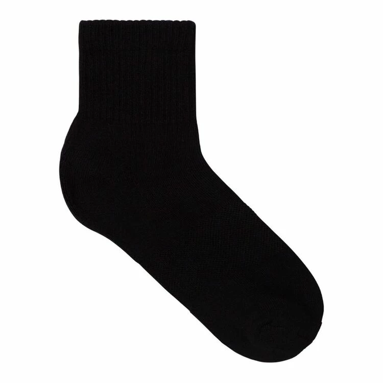 Underworks Ladies Eco Bamboo Sport Quarter Crew Socks 3 Pack Black 3 Underworks Ladies Eco Bamboo Sport Quarter Crew Socks 3 Pack Black