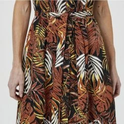 Jane Lamerton Linen Blend Shirtmaker Palm 12