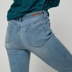 Khoko Collection Slim Leg Jean Light Wash -Women's Clothing store online 627990 C 1980 76 4