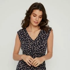 Savannah V Neck Jersey Fit And Flare Dress Black & Floral 8 Savannah V Neck Jersey Fit And Flare Dress Black & Floral -Women's Clothing store online 641837 C 1005 66 4