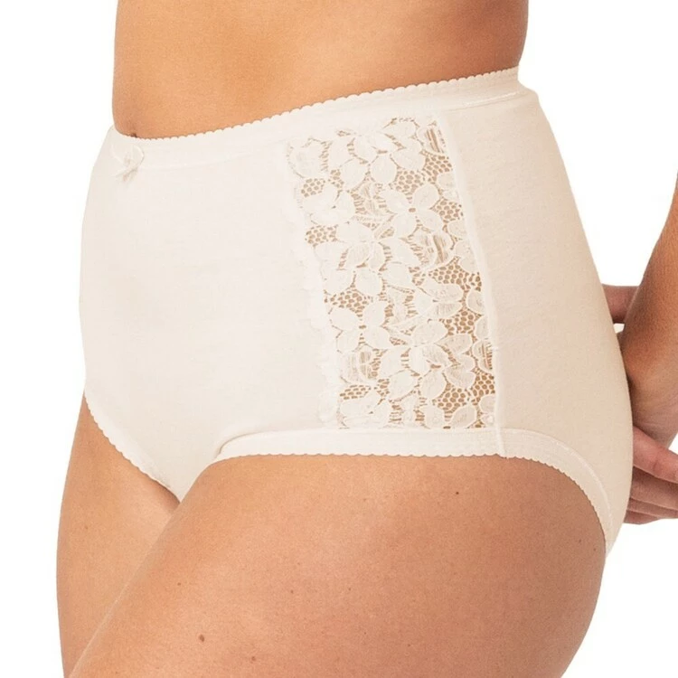 Triumph Cotton Lace Full Brief 8 Triumph Cotton Lace Full Brief - Image 6