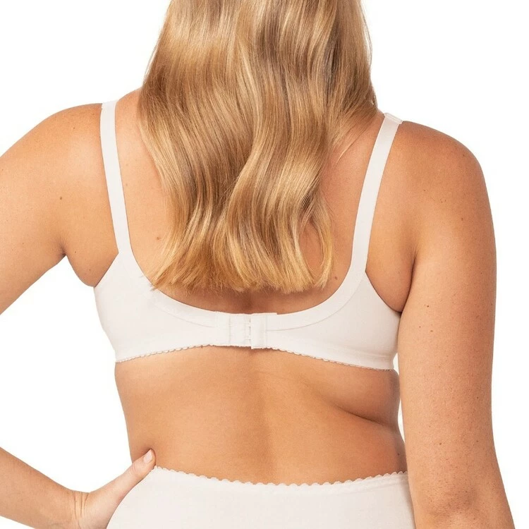 Triumph Kiss Of Cotton Wirefree Bra 10 Triumph Kiss Of Cotton Wirefree Bra - Image 8