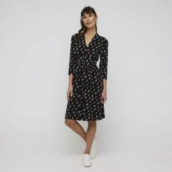 Khoko Smart V Neck F/Flare 3/4 Sleeve Dress Black & Print 9 Khoko Smart V Neck F/Flare 3/4 Sleeve Dress Black & Print -Women's Clothing store online BP634865001 blk prn 4