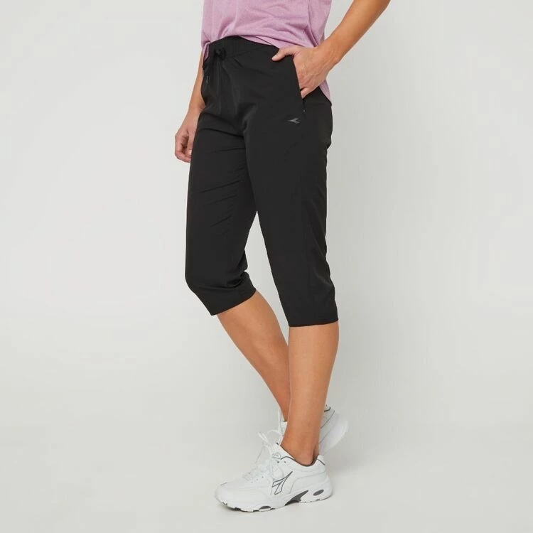 Diadora Stretch Woven Three Quarter Pants Black 7 Diadora Stretch Woven Three Quarter Pants Black - Image 5